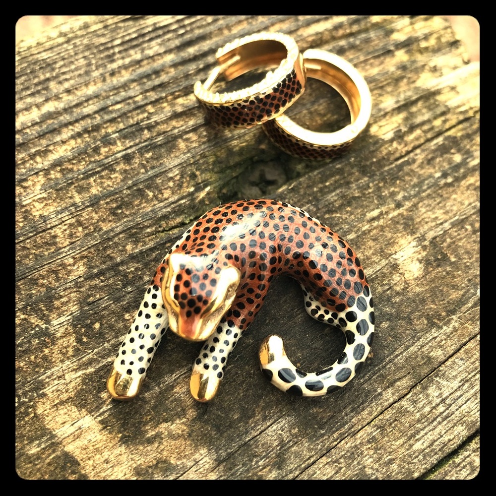 14K Gold Enamel Leopard Pendant and Earrings